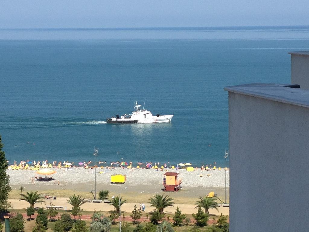 Apartments In Batumi With Sea View Exteriör bild