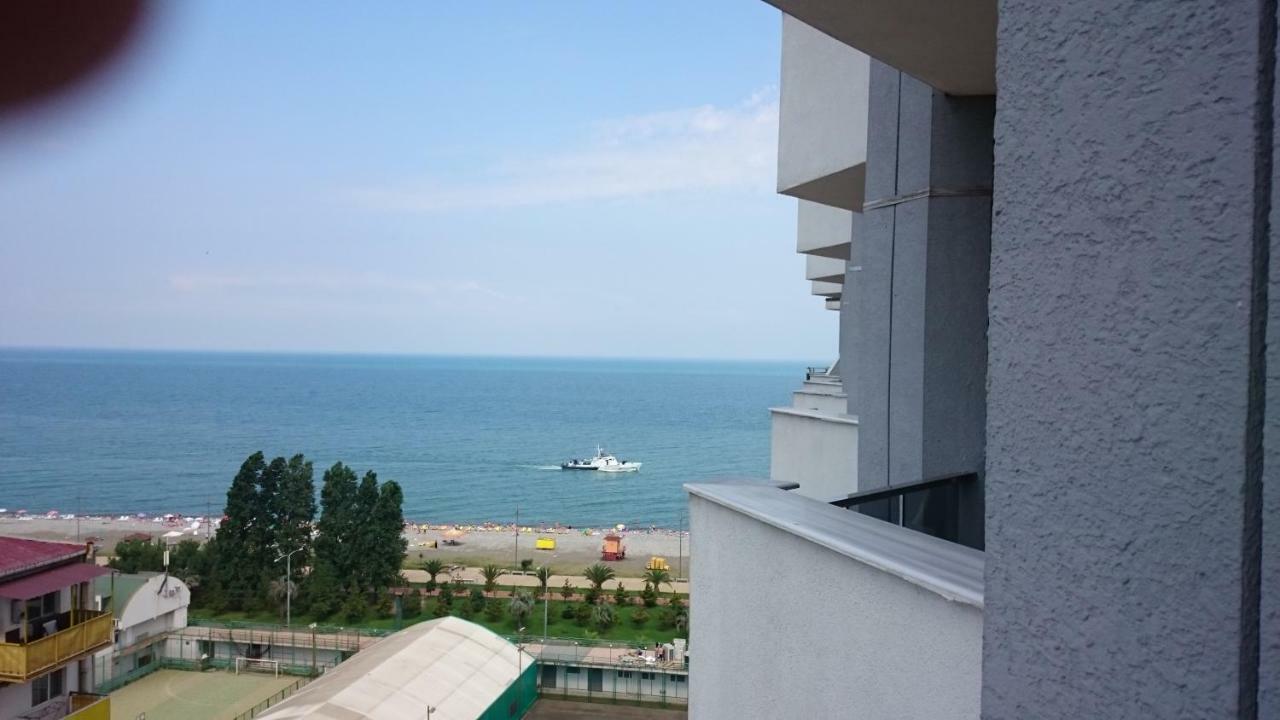 Apartments In Batumi With Sea View Exteriör bild